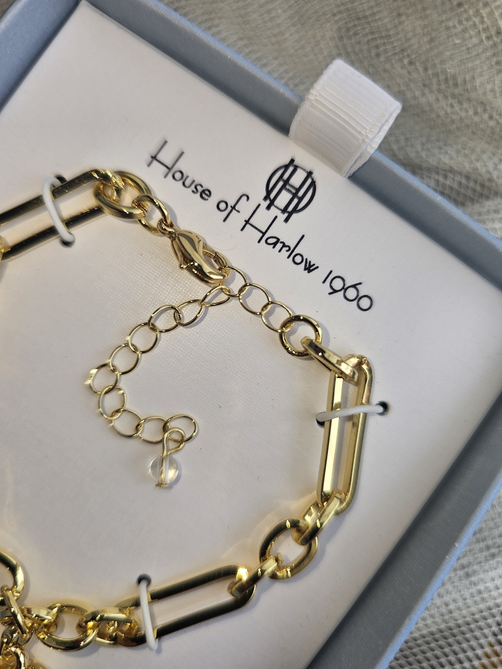 House of Harlow 1960 Gold Heart Pendant Link Bracelet New In Box - Picture 8 of 9